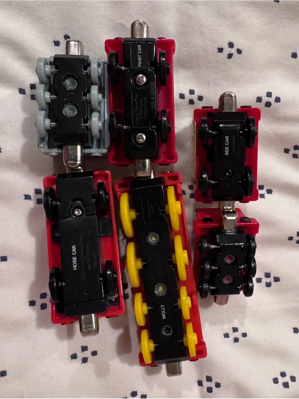 6 Piece Thomas & Friends Bee Car Molly Paint Car Hose Car Lot Collectible
